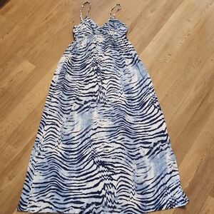 Mark Blue and White Cotton-Viscose Blend Top Dress